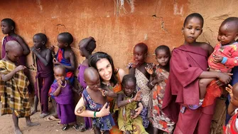 Povești de călătorie în Africa prin ochii Loredanei Negrilă, TVR