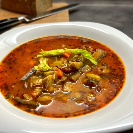 Rețetă ciorbă din ciuperci Pleurotus. Gustoasă și sățioasă în timpul postului / VIDEO