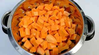 Cea mai bună metodă să gătești cartofii dulci. Așa sunt mai ușor de digerat