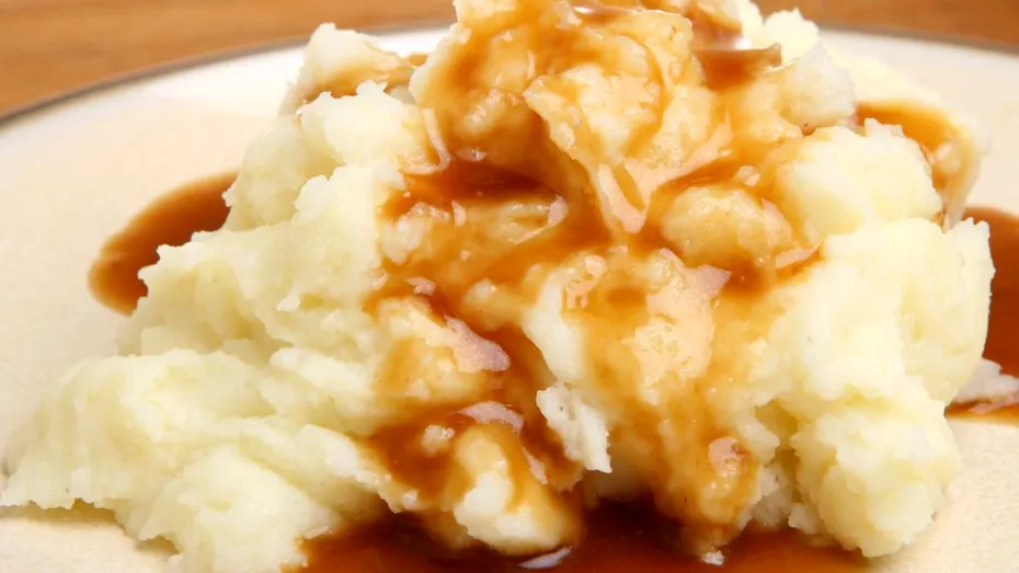 Alimentul pe care să nu-l pui niciodată în piure! Îl face apos și se usucă repede. Cu ce să-l înlocuiești să-ți iasă cremos ca la restaurant