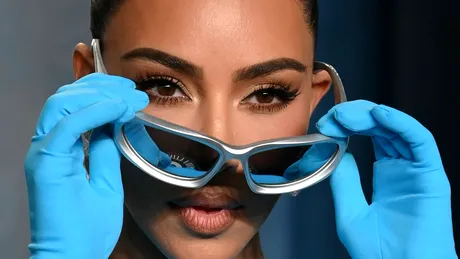 Kim Kardashian, apariție de milioane pe covorul roșu, la Premiile Oscar 2022