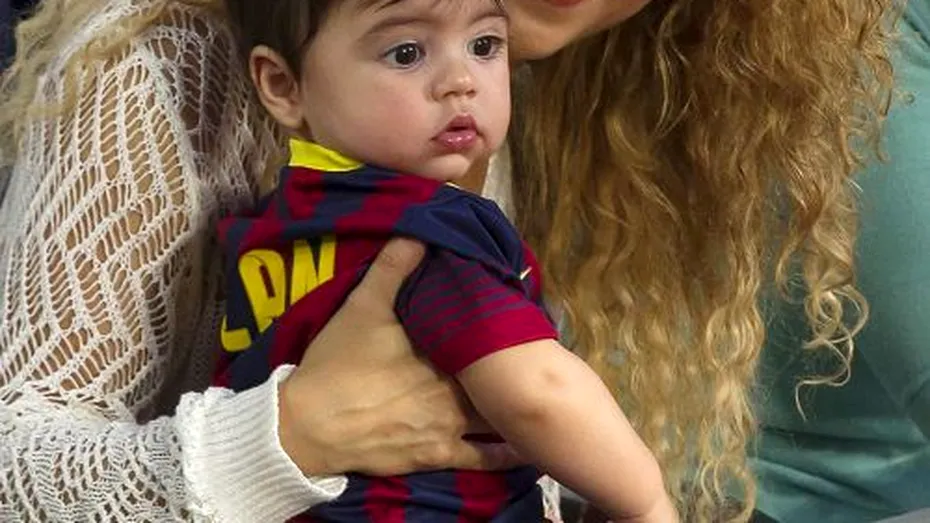 Shakira îşi doreşte 9 copii!