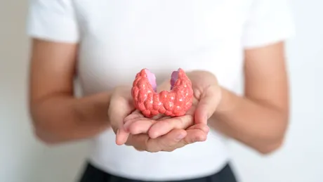 Legătura între tiroidă autoimună, stres cronic și traume vechi