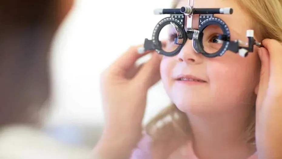 (P) Importanța examenului oftalmopediatric la sugari și preșcolari. Riscurile unui examen oftalmologic întârziat