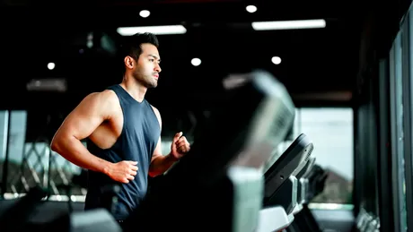 Testosteronul în declin la bărbați: semne ignorate ale dezechilibrului hormonal