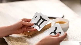 Finalul lunii martie aduce schimbări neașteptate pentru patru zodii. Vești care pot rescrie destine