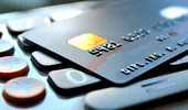 Data la care intră pensiile pe card în mai 2025