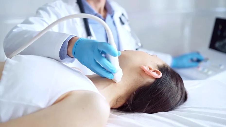 Tiroida și fertilitatea: legătura ascunsă care îți poate influența șansele de a rămâne însărcinată