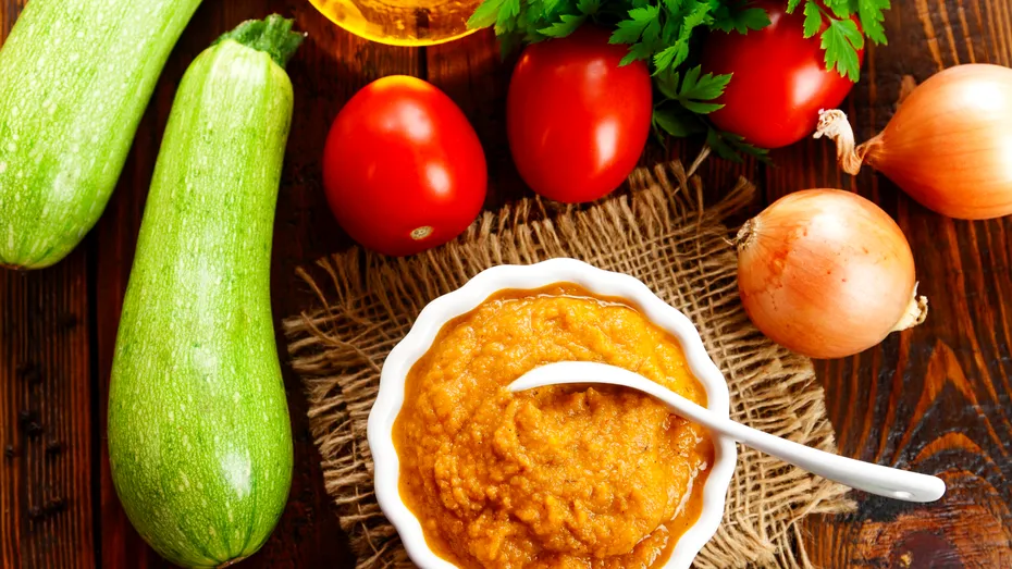 Cea mai bună zacuscă de dovlecei. Rețeta fără exces de ulei