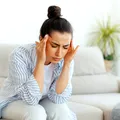 Te doare capul? Trucul simplu recomandat de un neurolog care poate acționa în doar 15 minute