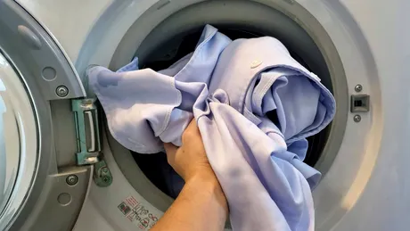 Când se spală după Anul Nou. Zile care aduc ghinion dacă bagi la spălat. „Strică rânduiala anului”