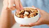 Consumul de nuci poate reduce pofta de mâncare. Cum ajută la controlul greutății