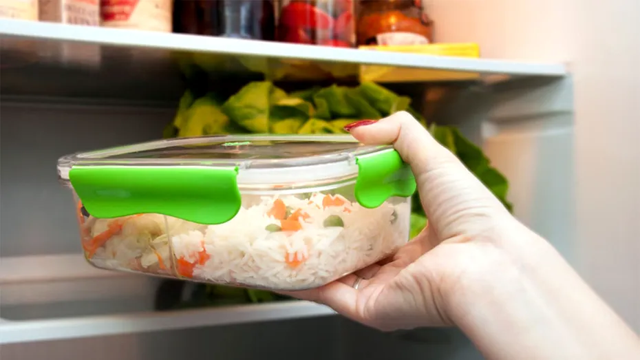 Se mai poate mânca pilaful cu ciuperci, dacă a stat 5 zile în frigider? Care este termenul-limită, de fapt