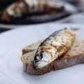 Cei mai sănătoși 5 pești recomandați de nutriționiști. Variantele care nu ar trebui să lipsească din alimentație