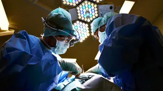 (P) Infecțiile asociate asistenței medicale sau nosocomiale?