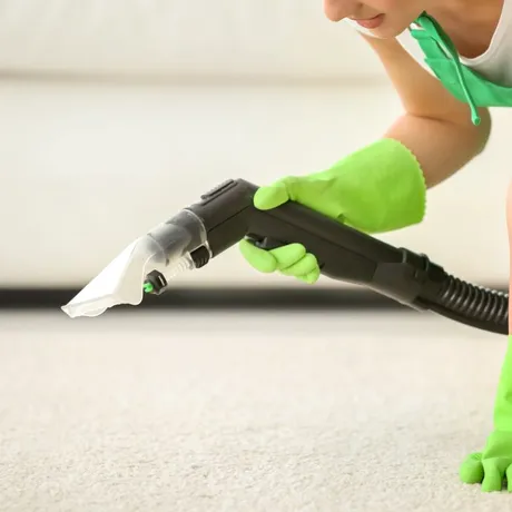 Cum să curăți CORECT filtrul de la aspirator! Ce se întâmplă dacă folosești aparatul cu filtrul murdar?