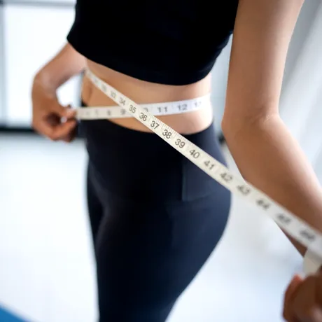 Cum să slăbești fără să mănânci mai puțin. Recomandarea nutriționiștilor
