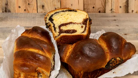 Cozonacii comandați online pot fi periculoși! ANSVSA trage un semnal de alarmă și face controale în perioada Paștelui