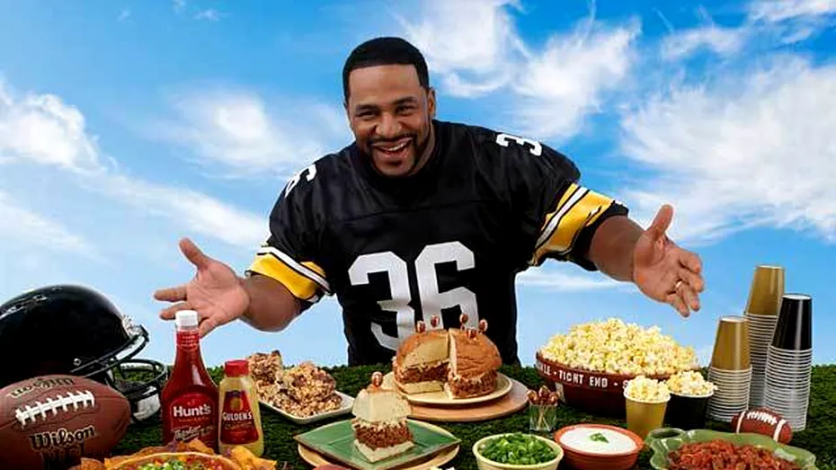 Junk Food la Super Bowl, sau cum se împacă sportul cu mâncarea nesănătoasă