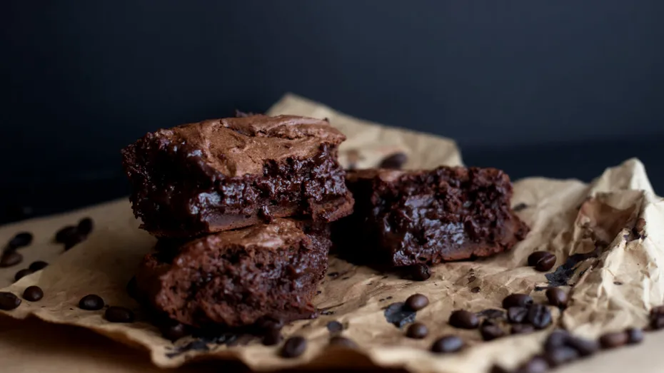 Rețetă de negresă pufoasă. Foarte simplu de făcut!