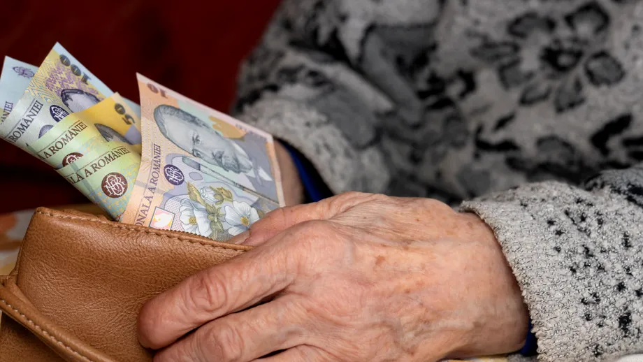 Categoria de pensionari care primesc tichete de Crăciun. Ajutorul financiar poate ajunge la 200 lei! Cererile se depun până pe 6 noiembrie / Video