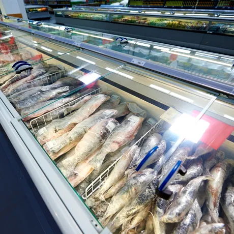 Cum îți dai seama dacă peştele pe care îl cumperi din supermarket este proaspăt