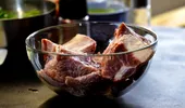 De ce unele persoane digeră mai greu carnea vara