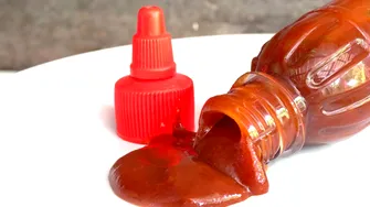 Cum să faci ketchup-ul să țină mai mult. Ingredientul pe care trebuie să-l adaugi în sticlă să-l folosești până la ultima picătură