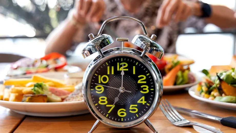 Te-ai săturat să numeri caloriile ca să slăbești? Singura dietă care dă rezultate, fără să te înfometezi