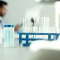 Ai împlinit 35 de ani? Analize medicale care te pot ajuta să previi probleme grave de sănătate