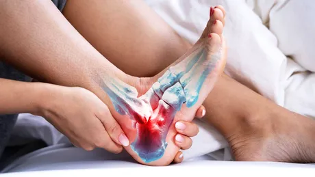 Durerea de călcâi: de ce apare și cum să scapi de ea