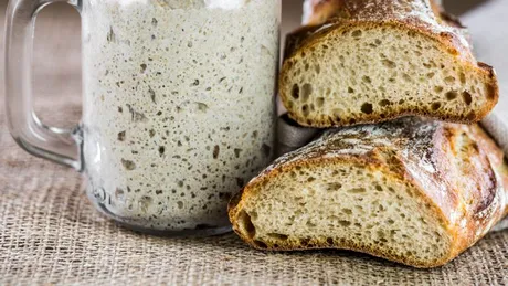 Reţetă de pâine fără drojdie, făcută cu maia, ca pe vremea bunicilor. Uite cum faci o pâine de casă delicioasă!