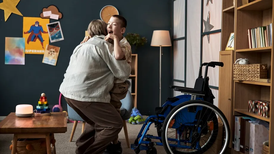 Primul tratament aprobat în Canada pentru distrofia musculară Duchenne. AGAMREE® oferă speranță pacienților și familiilor