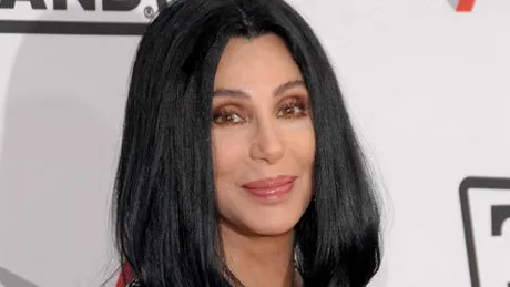 Cântăreaţa Cher are grave probleme de sănătate