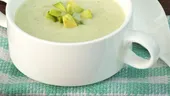 Supă cremă cu avocado şi castravete