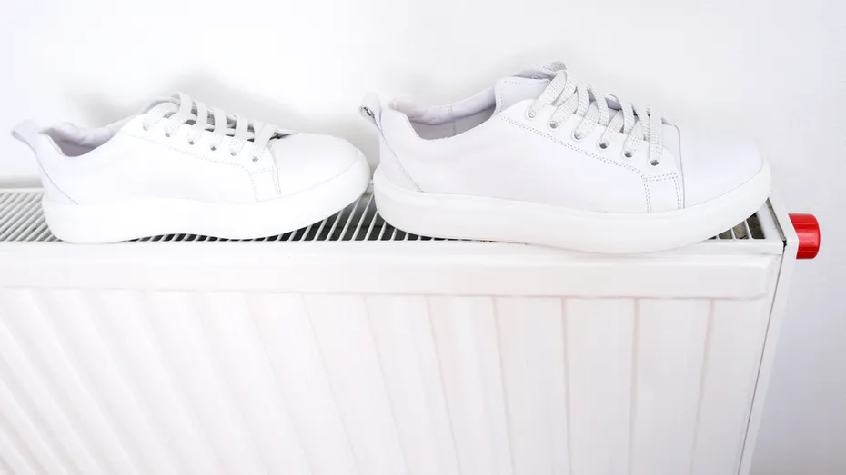 Greșeala pe care o facem toți iarna. Îți strici pantofii fără să știi