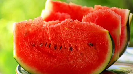 De ce să consumi pepene roşu, fructul-vedetă al verii - VIDEO by CSID