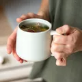 Testul de două minute cu cana de cafea care îți poate spune cât de sănătos ești