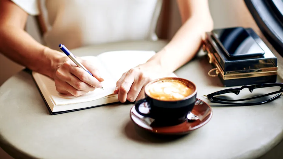 Terapia prin scris te poate ajuta să îți redobândești sănătatea psihică după o traumă