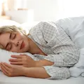 Dieta care te-ar putea ajuta să dormi mai bine. Ce au observat cercetătorii după analiza a aproape 4.800 de nopți