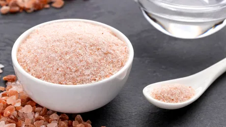 Cel mai bun tip de sare. Cea de Himalaya și cea de masă sunt sănătoase, dar prezintă riscuri