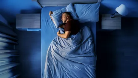 De ce somnul se schimbă odată cu zilele mai lungi