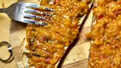 Zacuscă de vinete fără ulei. Rețeta gustoasă și aromată, cu legume coapte și fără prăjeală