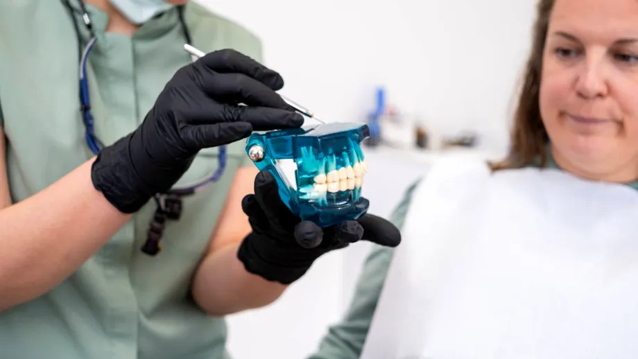 Tratamente stomatologice eficiente pentru sănătatea orală, de la A la Z