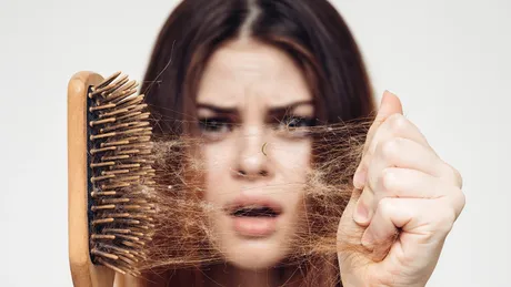 Ruperea părului: cauze care te pot îngrijora