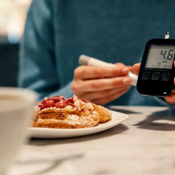 Trei analize de sânge care pot salva vieți după Sărbători, dar pe care mulți le ignoră