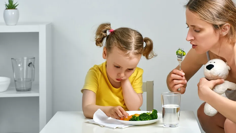 De ce copiii refuză să mănânce legume? 5 metode ca să îi faci să le adore