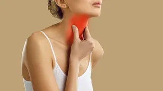 Ai observat un nodul la gât? Medicii explică când poate fi un semn de cancer tiroidian