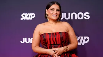 Nelly Furtado, din nou judecată pentru felul în care arată, după ce s-a îngrășat. Motivul pentru care femeile sunt tot timpul criticate pentru corpul lor