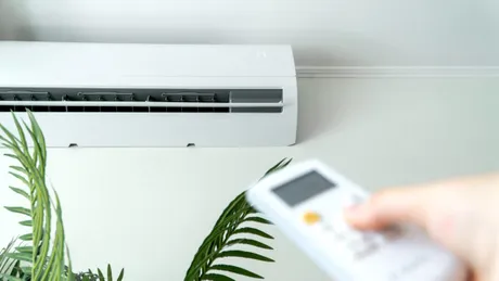 Greșeala pe care mulți români o fac când pornesc aerul condiționat. Ce efecte poate avea asupra organismului